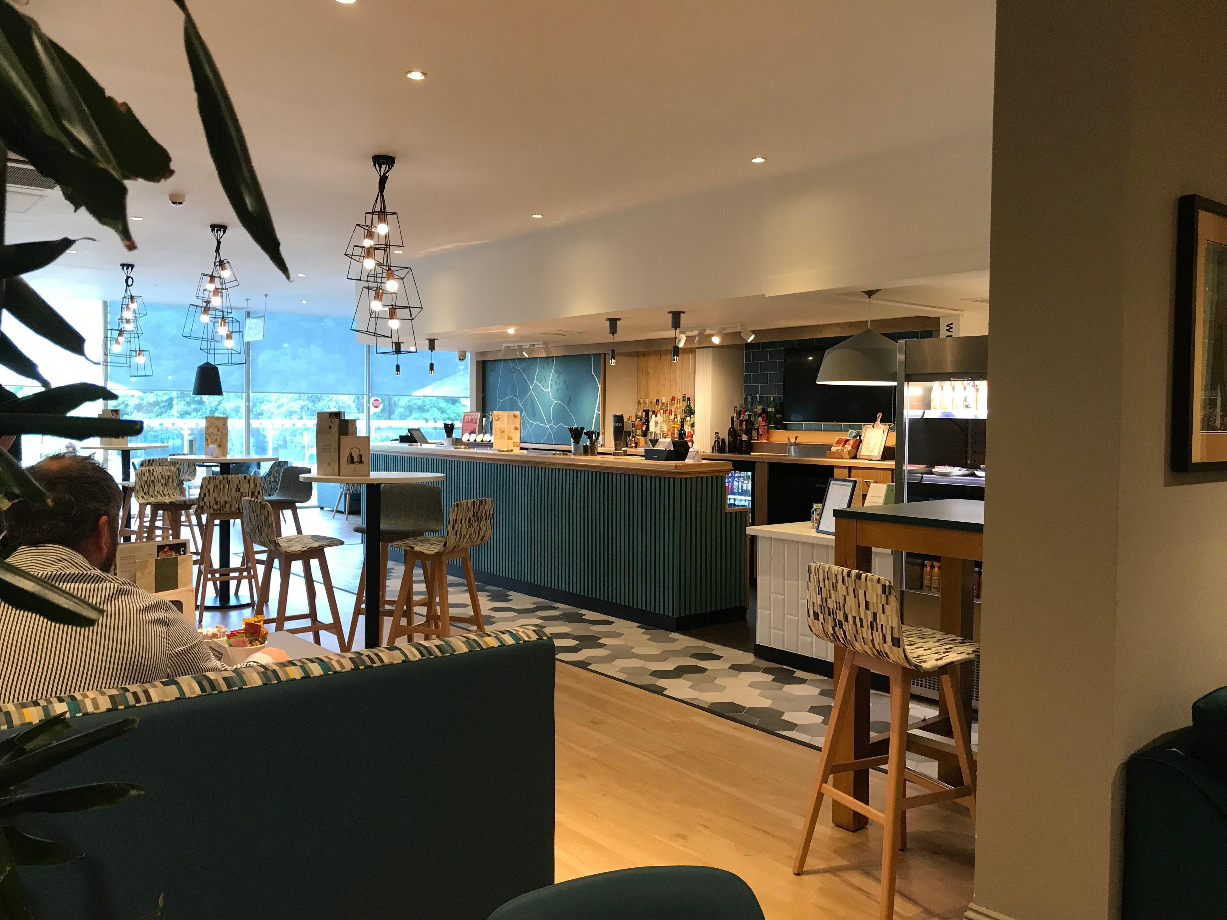 Holiday Inn Rugby-Northampton M1 Jct18 By Ihg Crick  Exterior foto